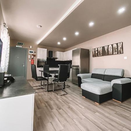 Lovely Modern Apartment In St.Julian Saint Julian's ภายนอก รูปภาพ